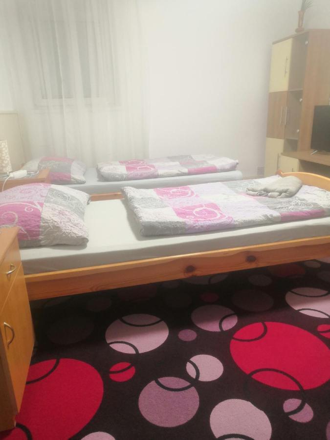 Valašské Meziříčí Penzion Ivana מראה חיצוני תמונה