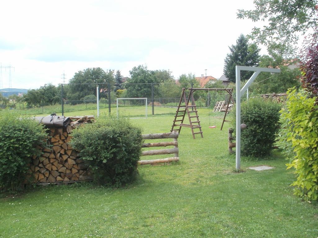 Valašské Meziříčí Penzion Ivana מראה חיצוני תמונה